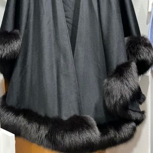 This is a gorgeous black 100% CASHMERE black cape